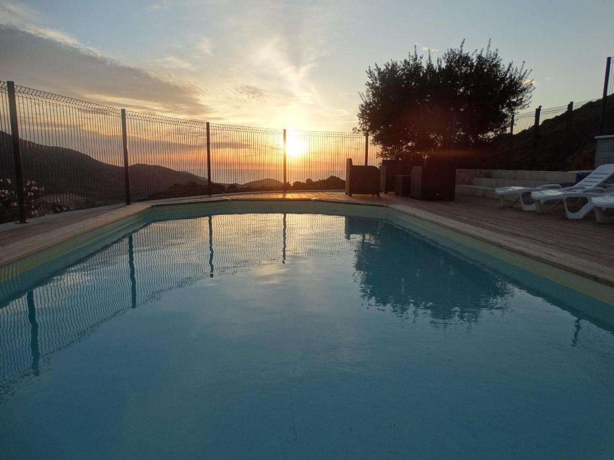 Gites Sassone, Vue Panoramique Sur Ajaccio Et La Mer アラタ エクステリア 写真