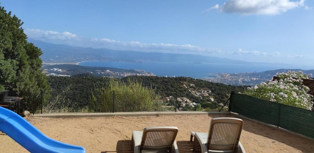 Gites Sassone, Vue Panoramique Sur Ajaccio Et La Mer アラタ エクステリア 写真